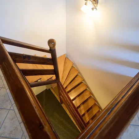 Konukevi Turciansky Dvor 3*